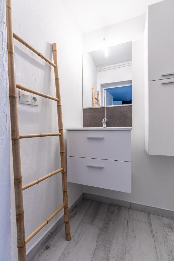 Cosy T2 Renove, Proche Centre-Ville-Fibre/Netflix モンリュソン エクステリア 写真