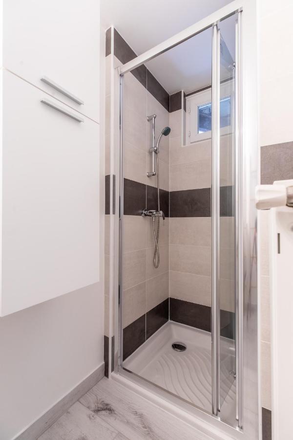 Cosy T2 Renove, Proche Centre-Ville-Fibre/Netflix モンリュソン エクステリア 写真